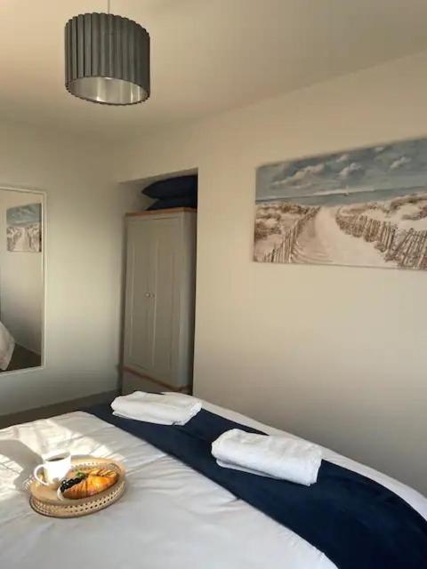 Spectacular 2 Bedroom Balcony Sea View Flat Scarborough Eksteriør bilde