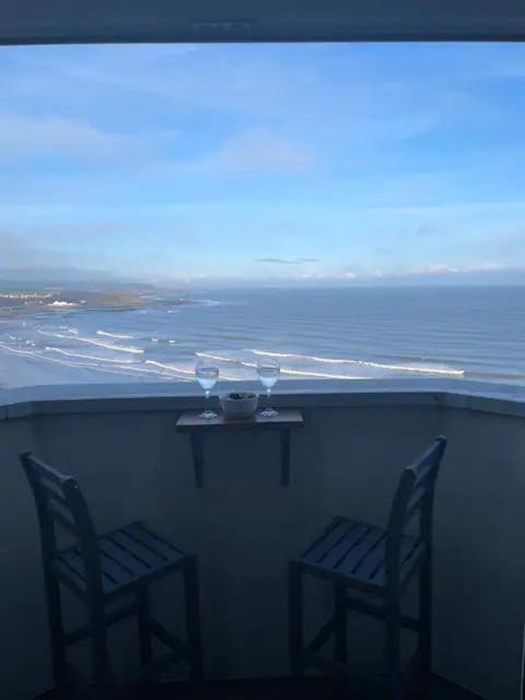 Spectacular 2 Bedroom Balcony Sea View Flat Scarborough Eksteriør bilde